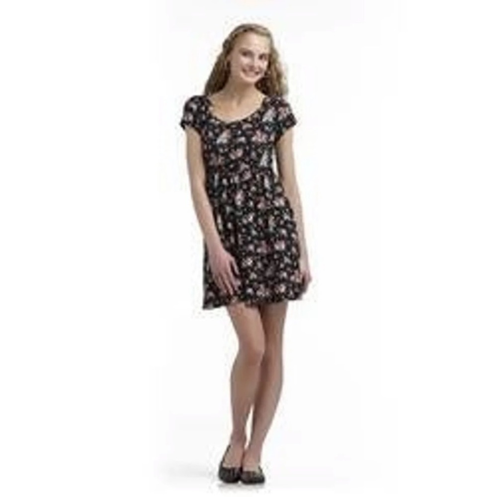 Bongo Floral Babydoll Dress Size Juniors Small